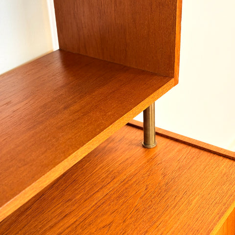 Swedish bookshelf in teak & beech by AB Möbelfabriken Varia, model 'Varia bokhylla'