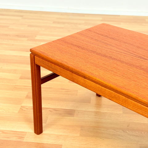 Swedish sideboard/TV-bench in teak by Gunnar Myrstrand & Sven Engström by Bra Bohag, Tingströms