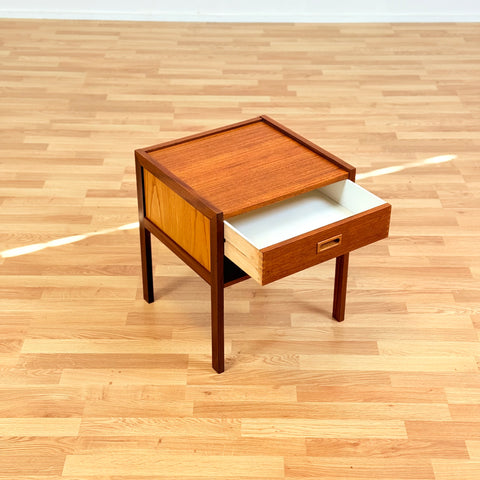 Swedish bedside table in teak by Gillis Lundgren, IKEA