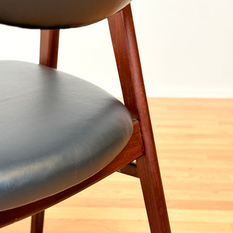 Danish set of 2 dining armchairs in Santos rosewood & beech by Erik Kirkegaard for Høng Stolefabrik