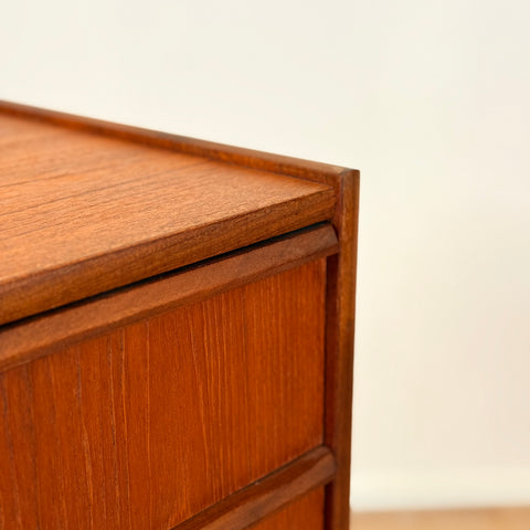 Chest of 6 drawers in teak, Denmark