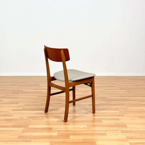 Danish set of 4 dining chairs in teak & beech