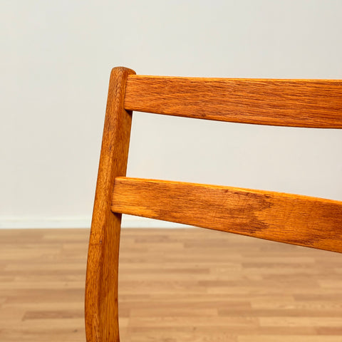 Swedish set of 4 dining chairs in oak