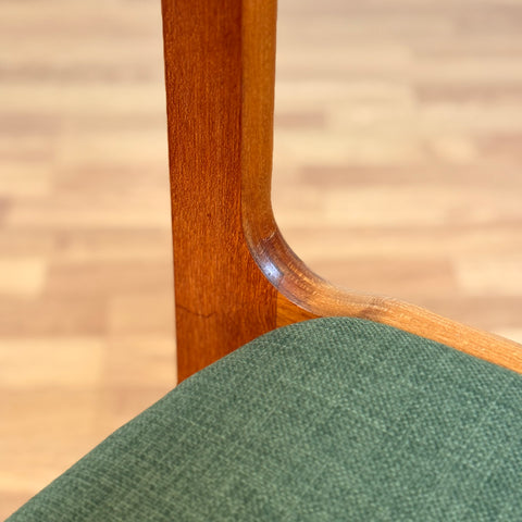 Danish set of 6 dining chairs in teak by Erik Buch