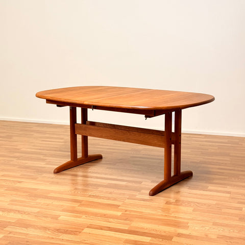 Danish oval dining table in birch wood by Gangsø