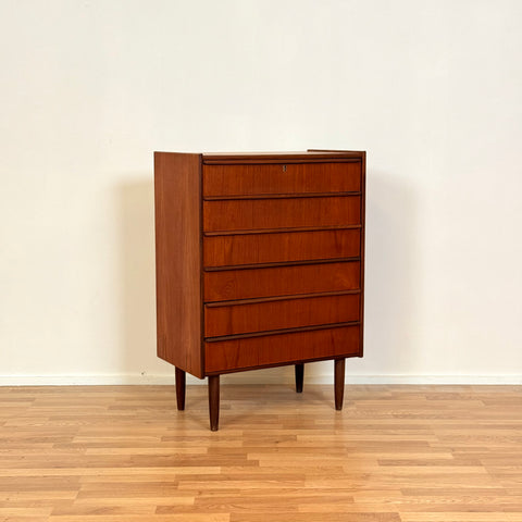 Chest of 6 drawers in teak, Denmark