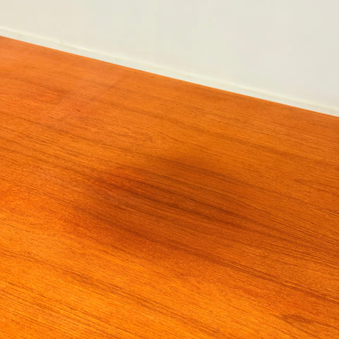 Danish rectangular dining table in teak by Johannes Andersen for Uldum møbelfabrik