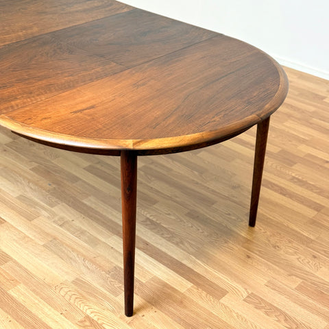 Danish round dining table in walnut