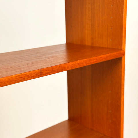 Swedish bookshelf in teak by Bertil Fridhagen for Bodafors