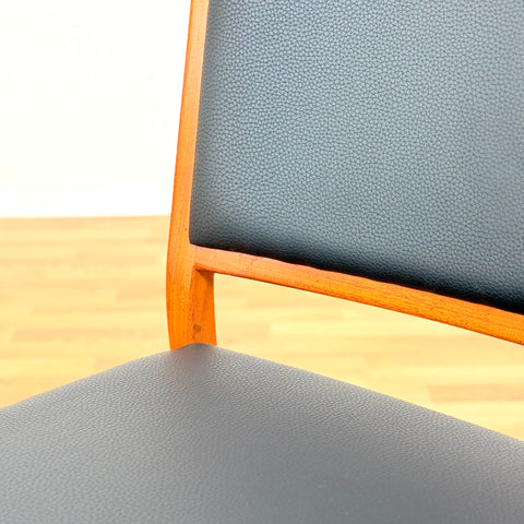 Swedish dining chairs in walnut by Skaraborgs Möbelindustri AB