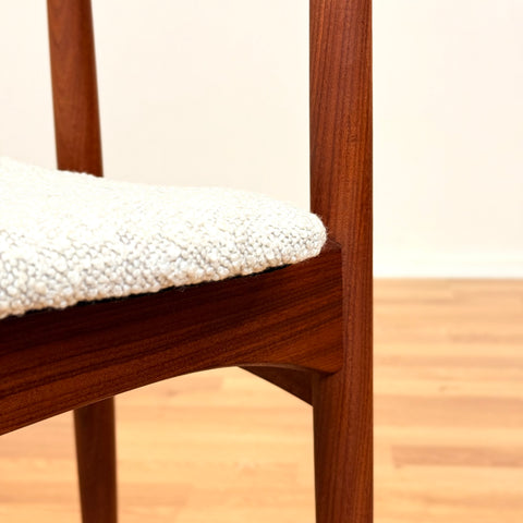 Danish set of 4 dining chairs in solid wood