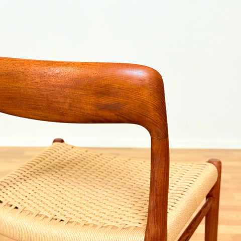 Danish set of 4 dining chairs 'model 75' by Niels O. Moller