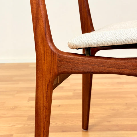 Danish set of 6 dining chairs in teak by Schiønning & Elgaard