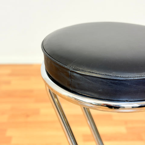 Italian pair of barstools, model "Z"