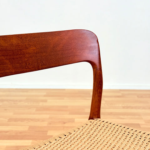 Danish set of 4 dining chairs 'model 75' by Niels O. Moller