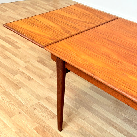 Danish rectangular dining table in teak