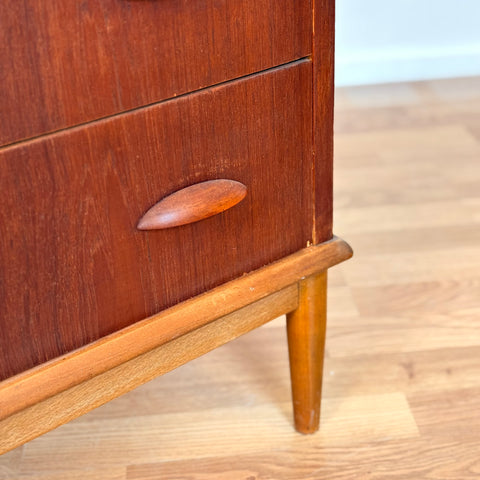 Danish chest of drawers in teak wood