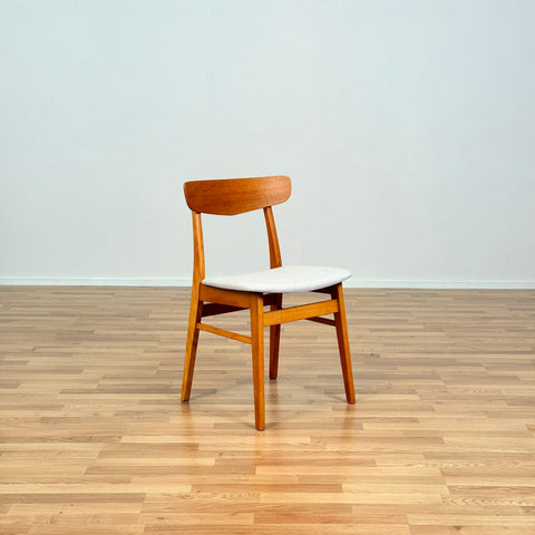 Danish set of 6 dining chairs in oak & beech by Findahl