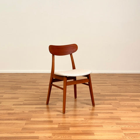 Danish set of 6 dining chairs in teak & beech