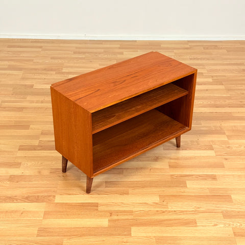 Small bookshelf in teak