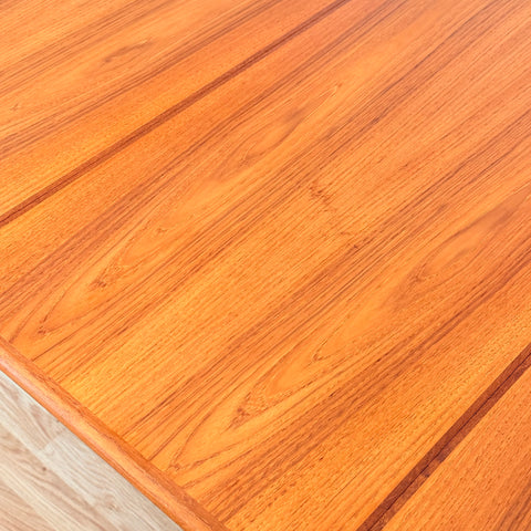 Large danish round dining table in teak