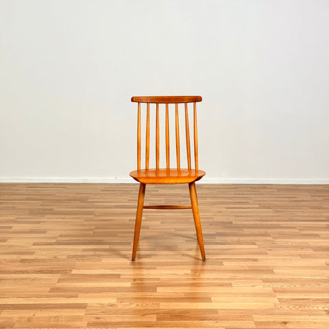 Set of 2 dining chairs model in oak & beech, 1950s-60s, Sweden