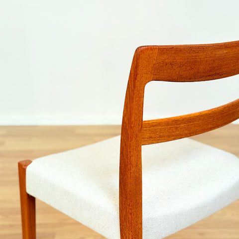 Swedish set of 4 dining chairs "Garmi" by Nilson Jonsson for Troeds