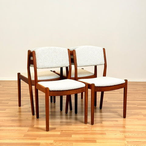 Danish set of 4 dining chairs in oak by FDB Møbler