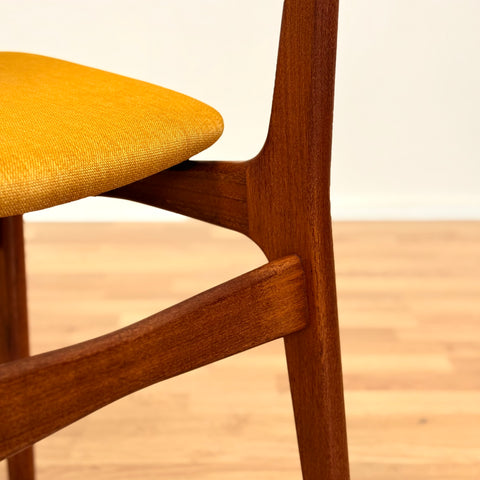Danish set of 6 dining chairs in teak by Schiønning & Elgaard
