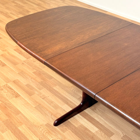 Oval dining table in teak by Skovby, 1960s-70s, Denmark