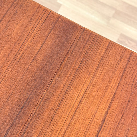 Danish dining table in teak "Arne Vodder style"
