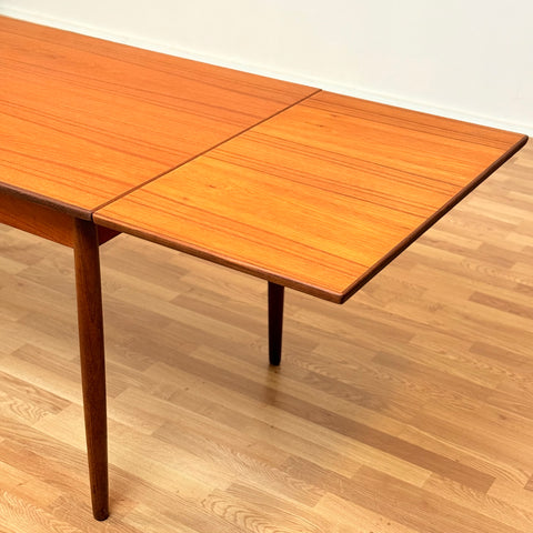 Danish rectangular dining table in teak