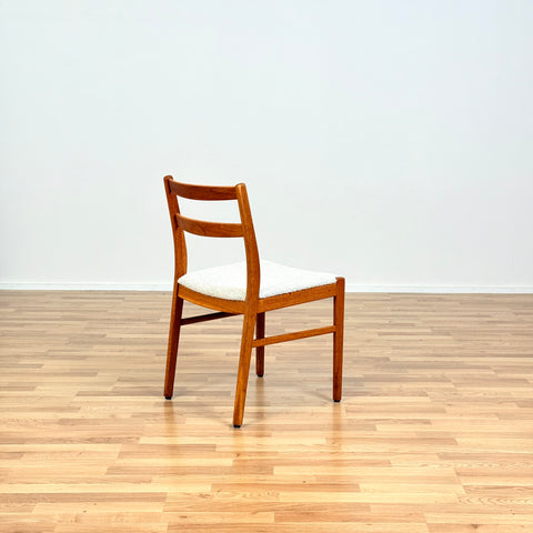 Swedish set of 4 dining chairs in oak