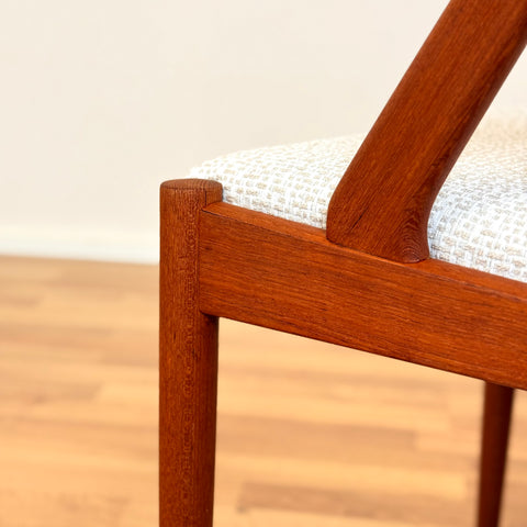 Danish dining chairs model 31 by Kai Kristiansen