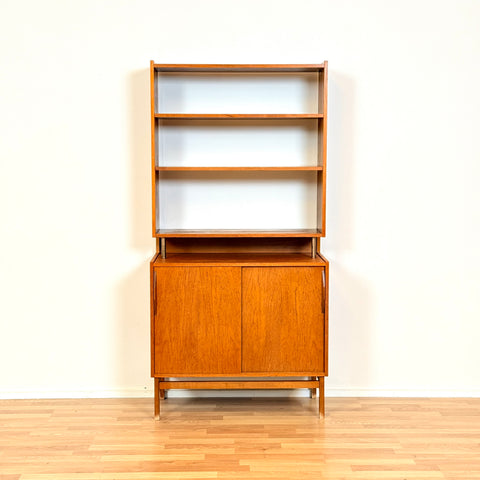 Swedish bookshelf in teak & beech by AB Möbelfabriken Varia, model 'Varia bokhylla'