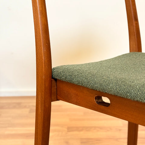 Set of 8 dining chairs in teak & beech, 1950s-60s, Denmark