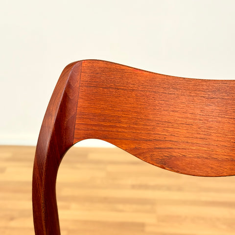 Danish set of 4 dining chairs 'model 71' by Niels O. Moller