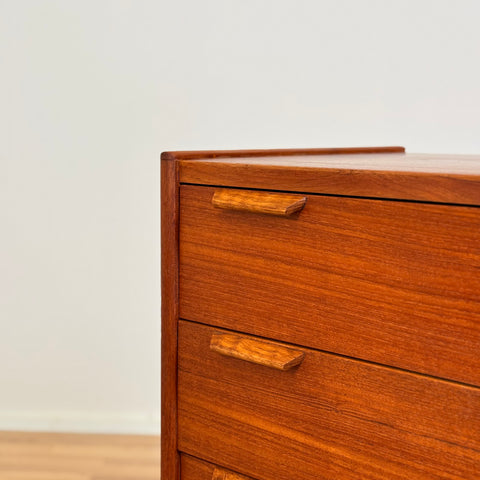 Danish chest of drawers in teak