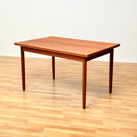Danish rectangular dining table in teak