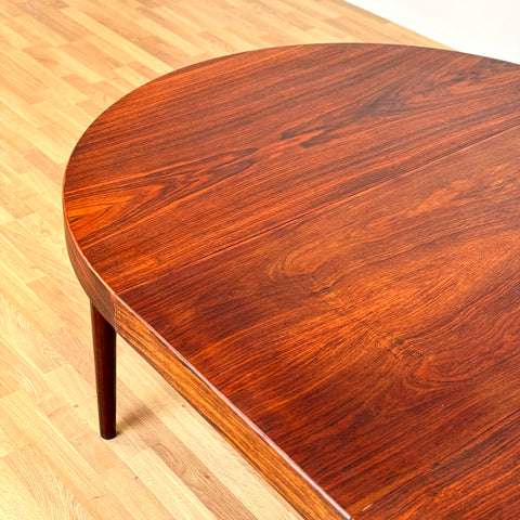 Danish round dining table by Kai Kristiansen for Feldballes Furniture Factory