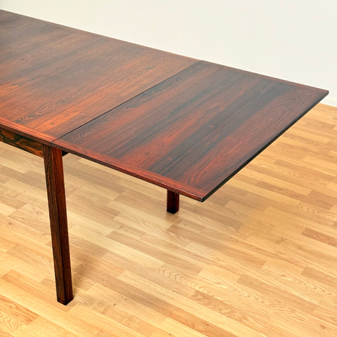 Swedish rectangular dining table in Santos rosewood by Nils Jonsson for Troeds