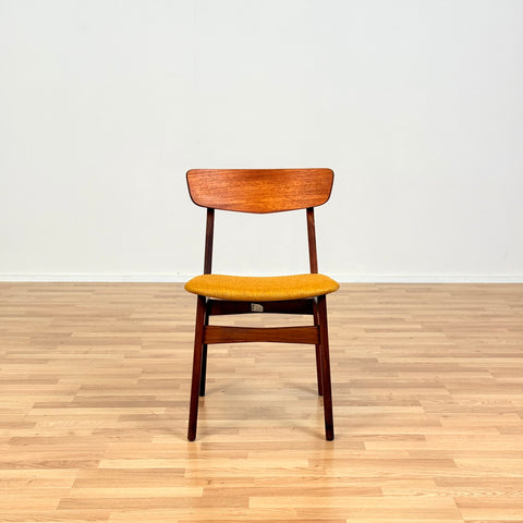 Danish set of 6 dining chairs in teak by Schiønning & Elgaard