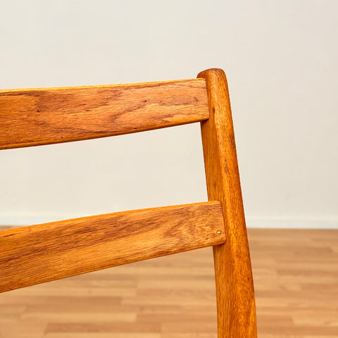 Swedish set of 4 dining chairs in oak