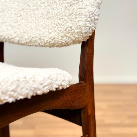 Danish set of 6 dining chairs in teak