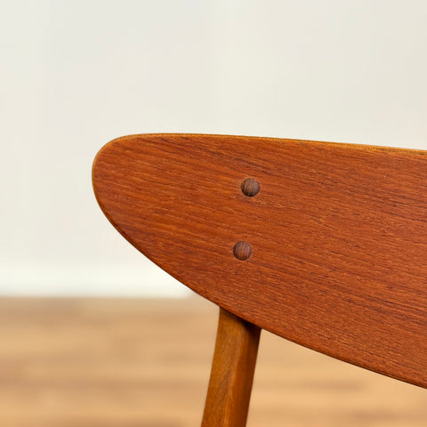 Danish set of 4 dining chairs 'model 210' in teak by Farstrup
