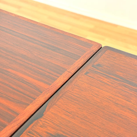 Danish rectangular dining table in Santos rosewood by Omann Jun Møbelfabrik