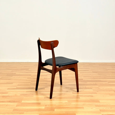 Danish set of 6 dining chairs in teak by Schiønning & Elgaard