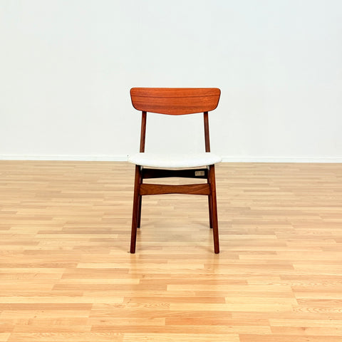 Danish set of 6 dining chairs in teak by Schiønning & Elgaard