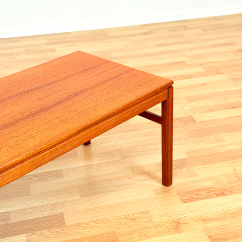 Swedish sideboard/TV-bench in teak by Gunnar Myrstrand & Sven Engström by Bra Bohag, Tingströms