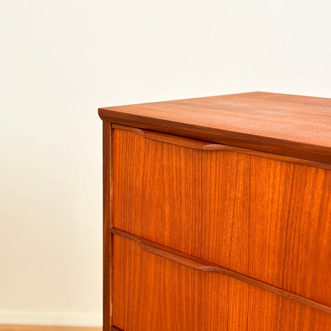 Danish chest of drawers in teak